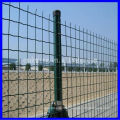 Galvanized wire mesh fence Metal fence